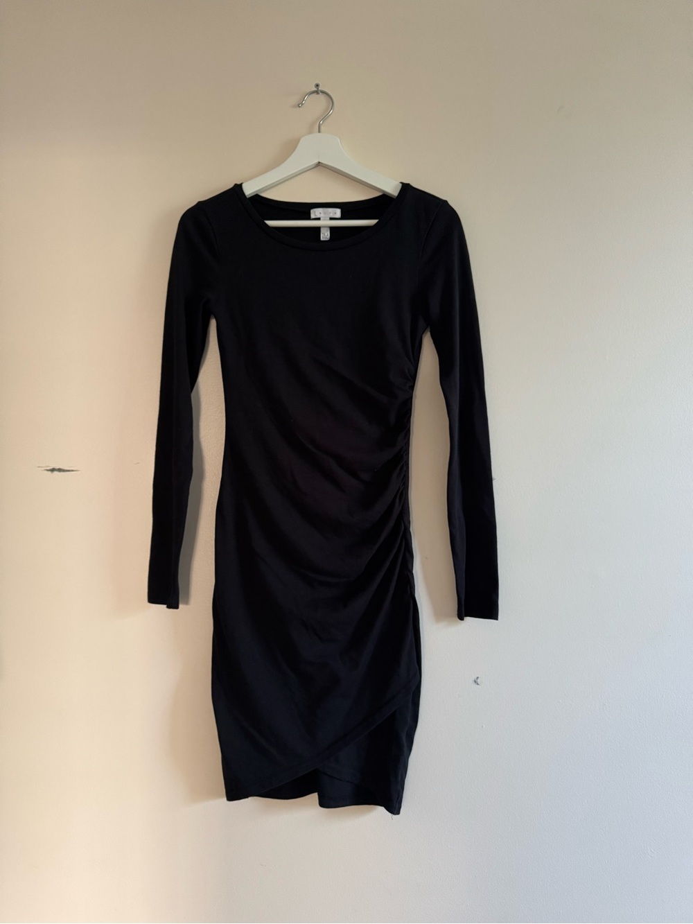 Leith Black Long-Sleeve Side-Ruched Bodycon Dress